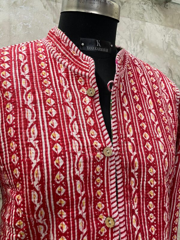 IMG_7142 Reversible Cotton Quilt Jacket – Heritage Red & Botanical Blush